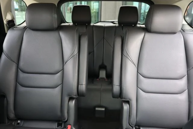 Used 2021 Snowflake White Pearl Mazda Touring image 17