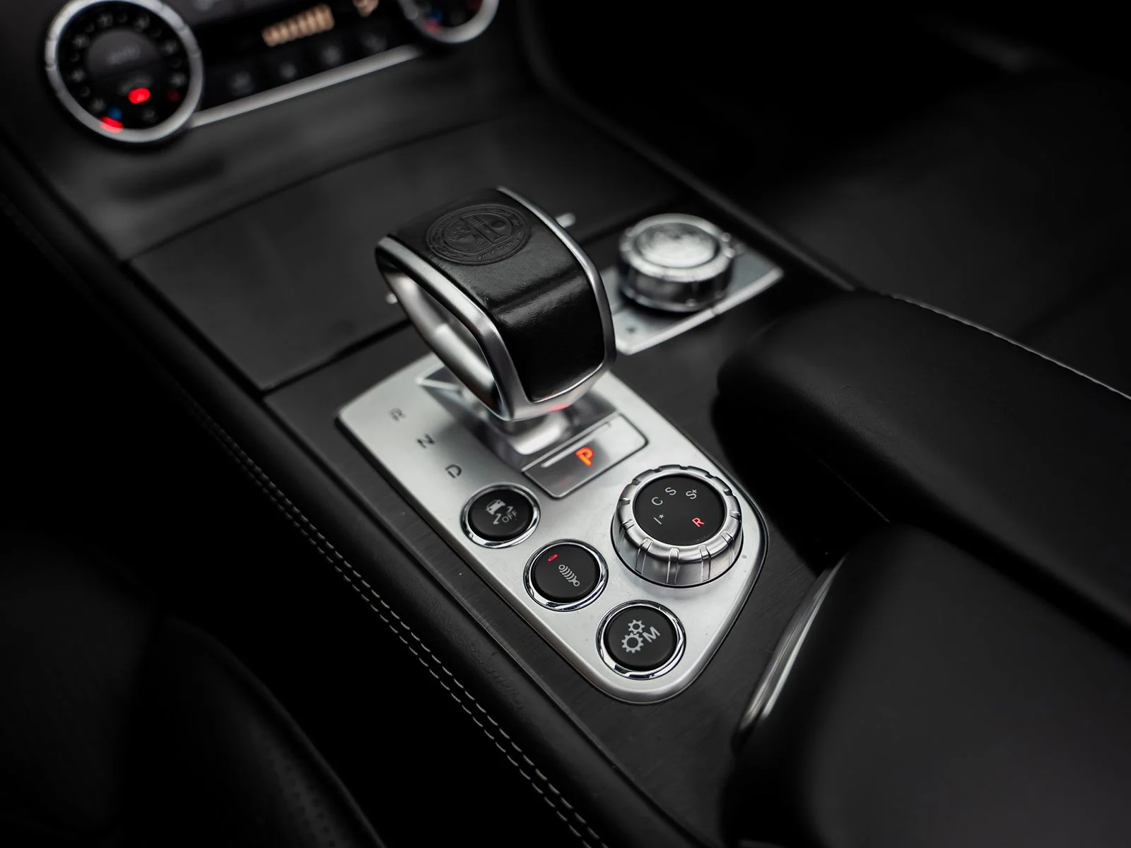 Used 2017 White Mercedes-Benz SL 63 AMG® image 53