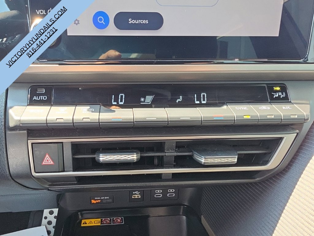 Used 2025  Toyota SE image 20