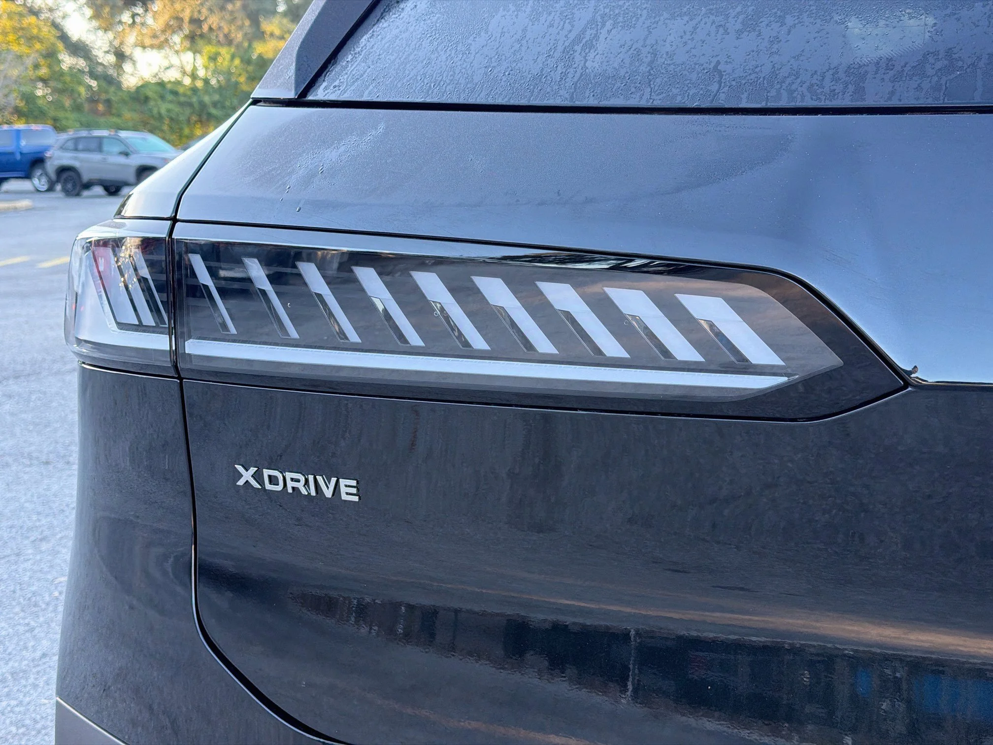 New 2027 Black Sapphire Metallic BMW 50 xDrive image 10