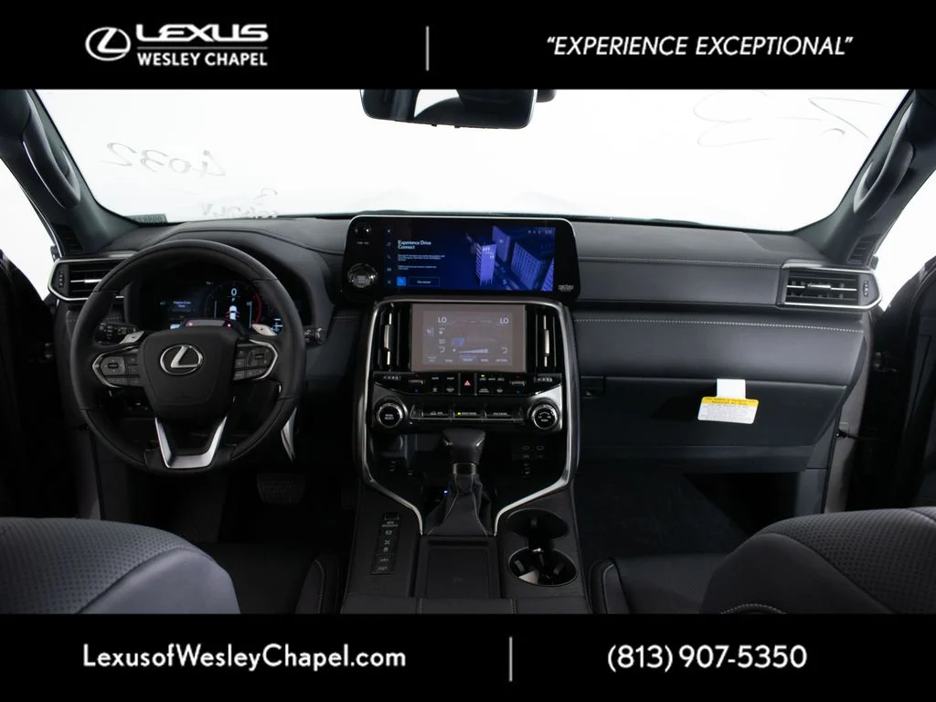 New 2026 Manganese Luster Lexus  600 LUXURY image 8