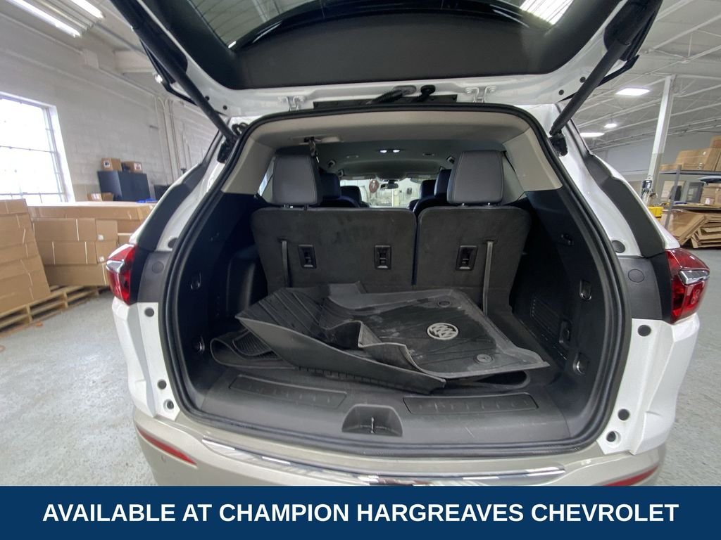 Used 2020 Summit White Buick Essence image 34