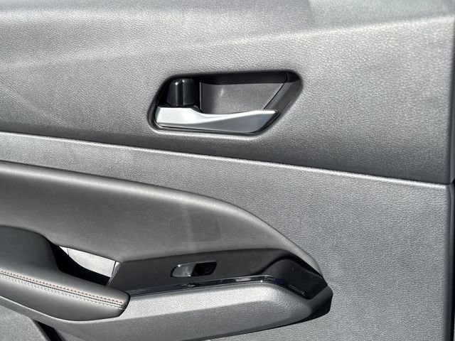 New 2025 Gray Nissan 2.5 SR image 14