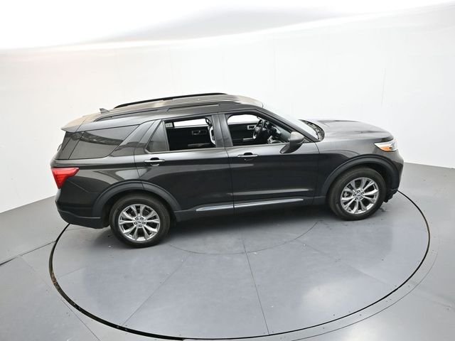 Used 2023 Black Metallic Ford XLT image 15