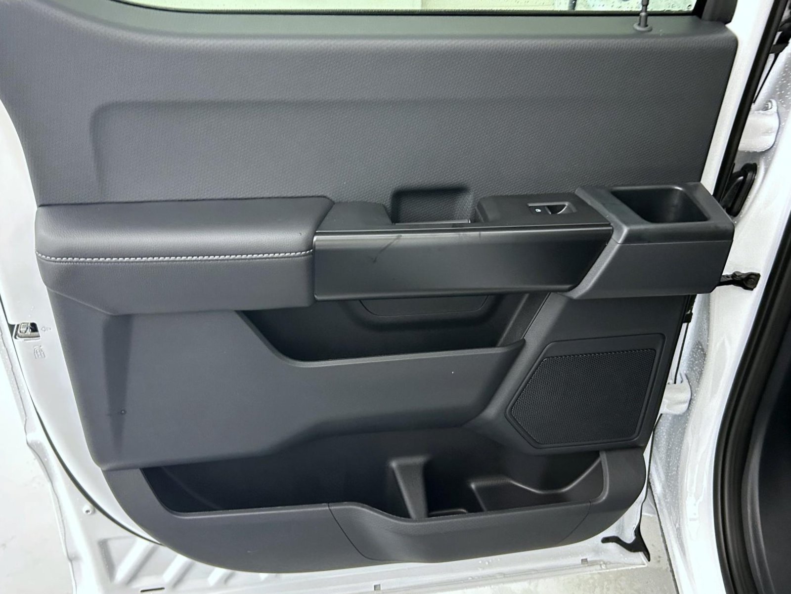 New 2026 Oxford White Ford STX image 20