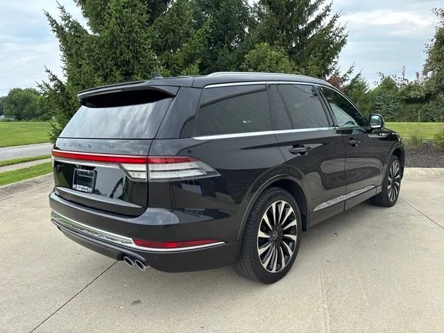 Used 2020 Infinite Black Metallic Lincoln Black Label Grand Touring image 7