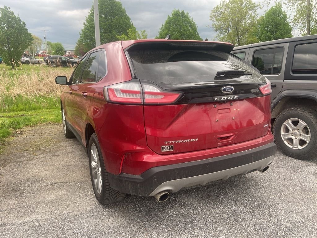 Used 2022 Red Metallic Ford Titanium image 4