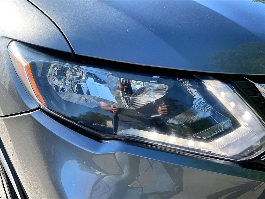 Used 2018 Gun Metallic Nissan S image 32