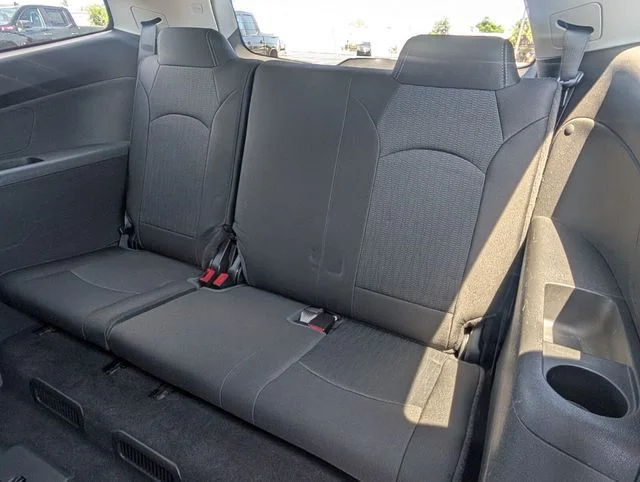 Used 2015 Silver Chevrolet LT image 12