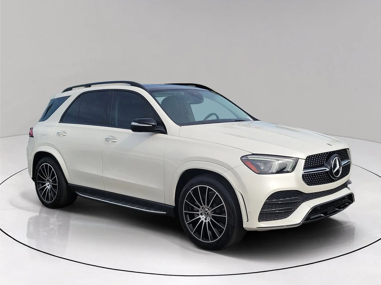 Certified Used 2023 White Mercedes-Benz GLE 450 image 3