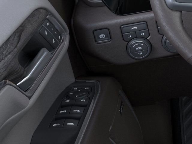 2025 Chevrolet Silverado 1500 LTZ - Photo 23