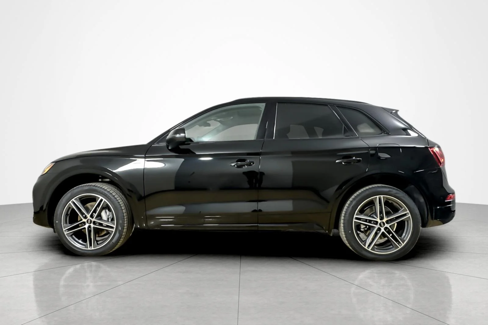 Used 2023 Mythos Black Metallic Audi S line Premium Plus 55 TFSI e quattro image 2