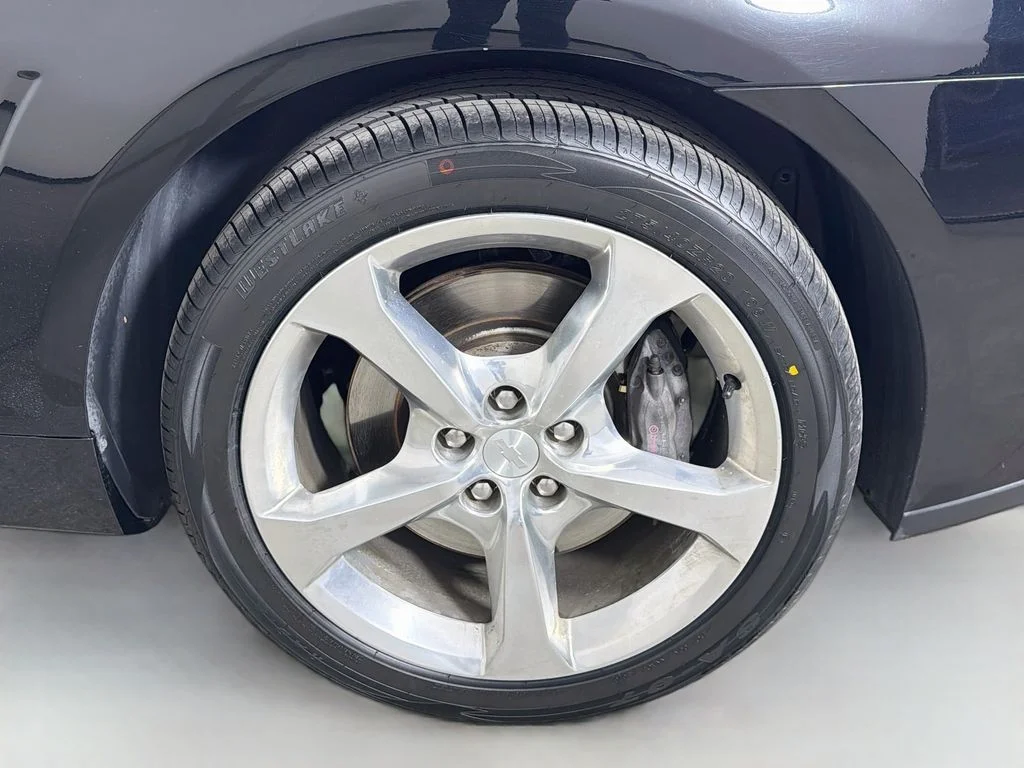 Used 2014 Black Chevrolet SS image 27