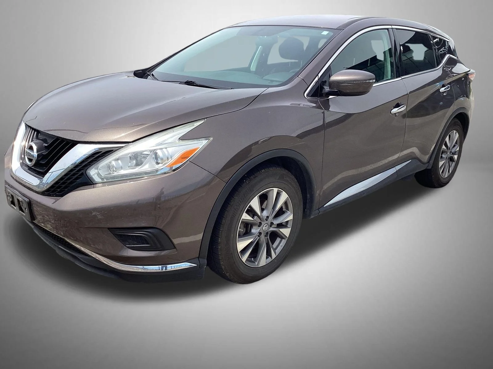 Used 2017 Brown Nissan S image 1