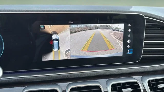 Used 2022 Gray Mercedes-Benz 4MATIC® image 27