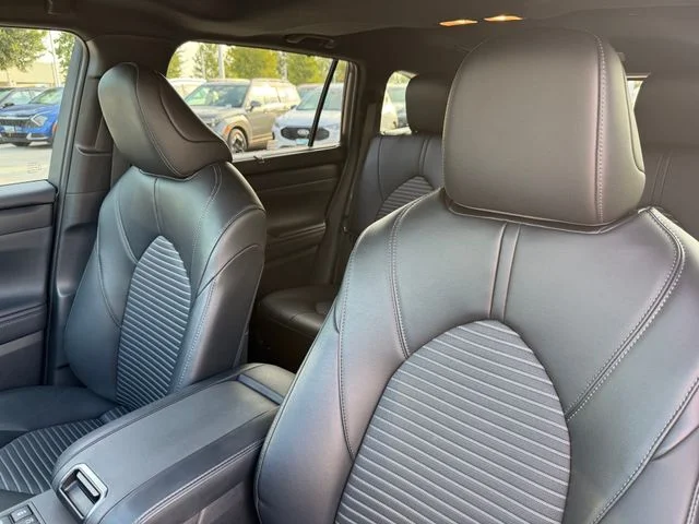 Used 2023 Magnetic Gray Metallic Toyota XSE image 15