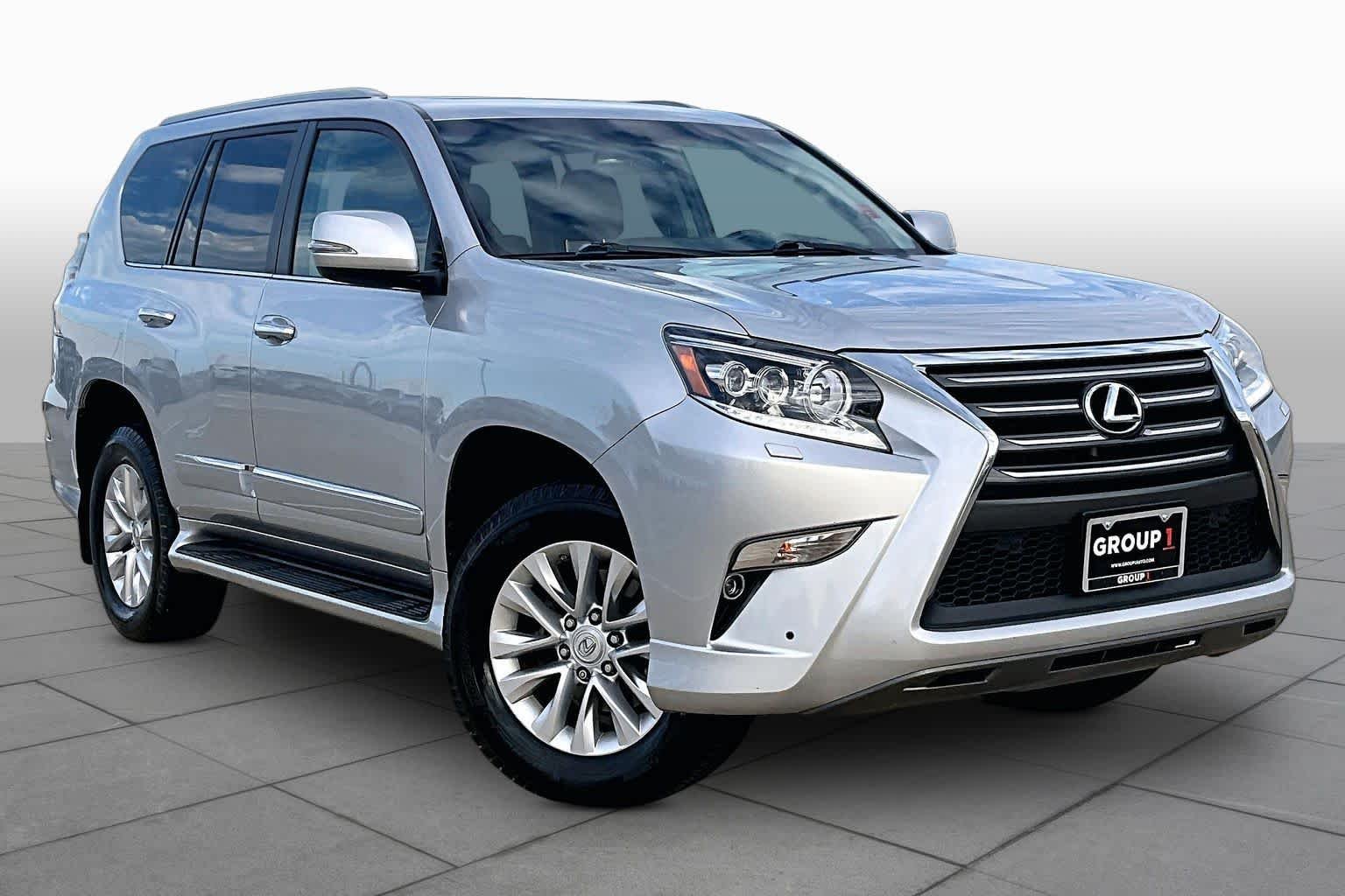 Used 2018 Silver Lining Metallic Lexus Premium image 3