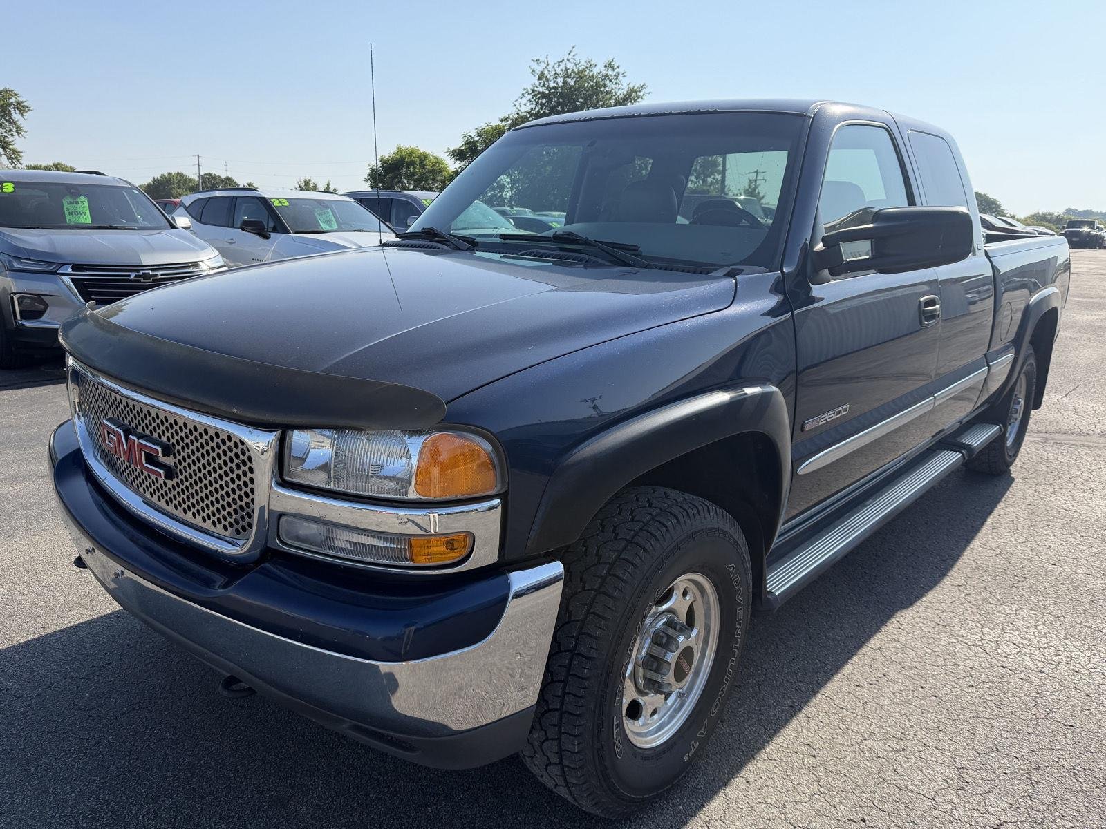 Used 1999 GMC Sierra SLE with VIN 1GTGK29U4XZ536871 for sale in Monona, IA