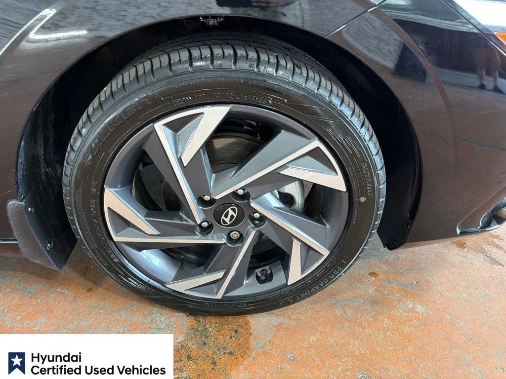 Certified Used 2024 Abyss Black Hyundai SEL image 13