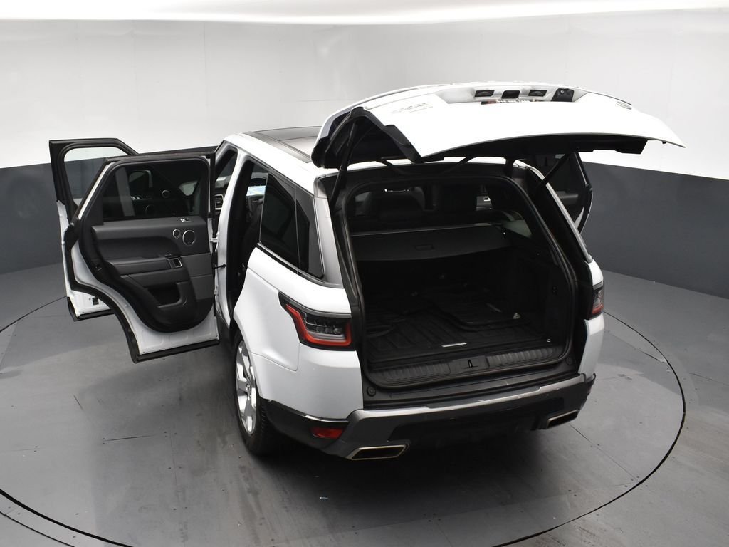Used 2019 White Land Rover HSE image 26