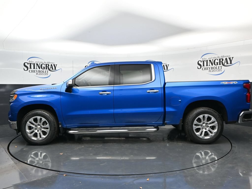2023 Chevrolet Silverado 1500 LTZ - Photo 4