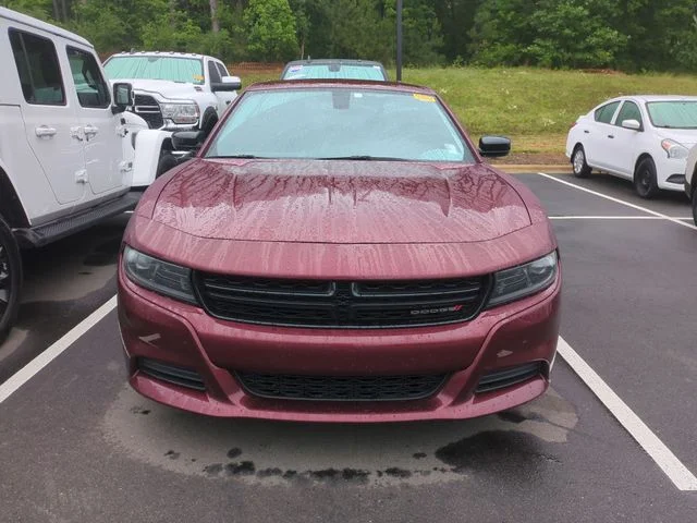 Used 2023 Red Dodge SXT image 4
