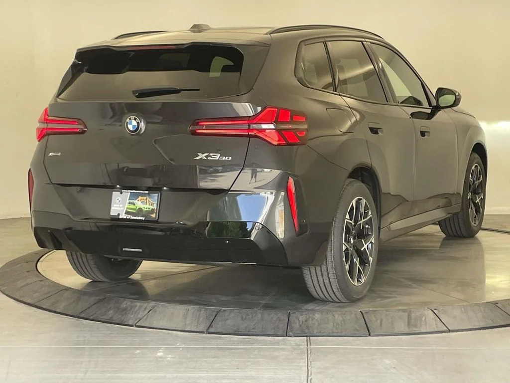 New 2026 Gray BMW 30 xDrive image 5