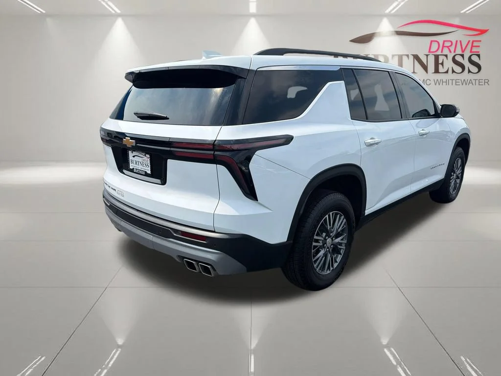 2025 Chevrolet Traverse LT - Photo 12
