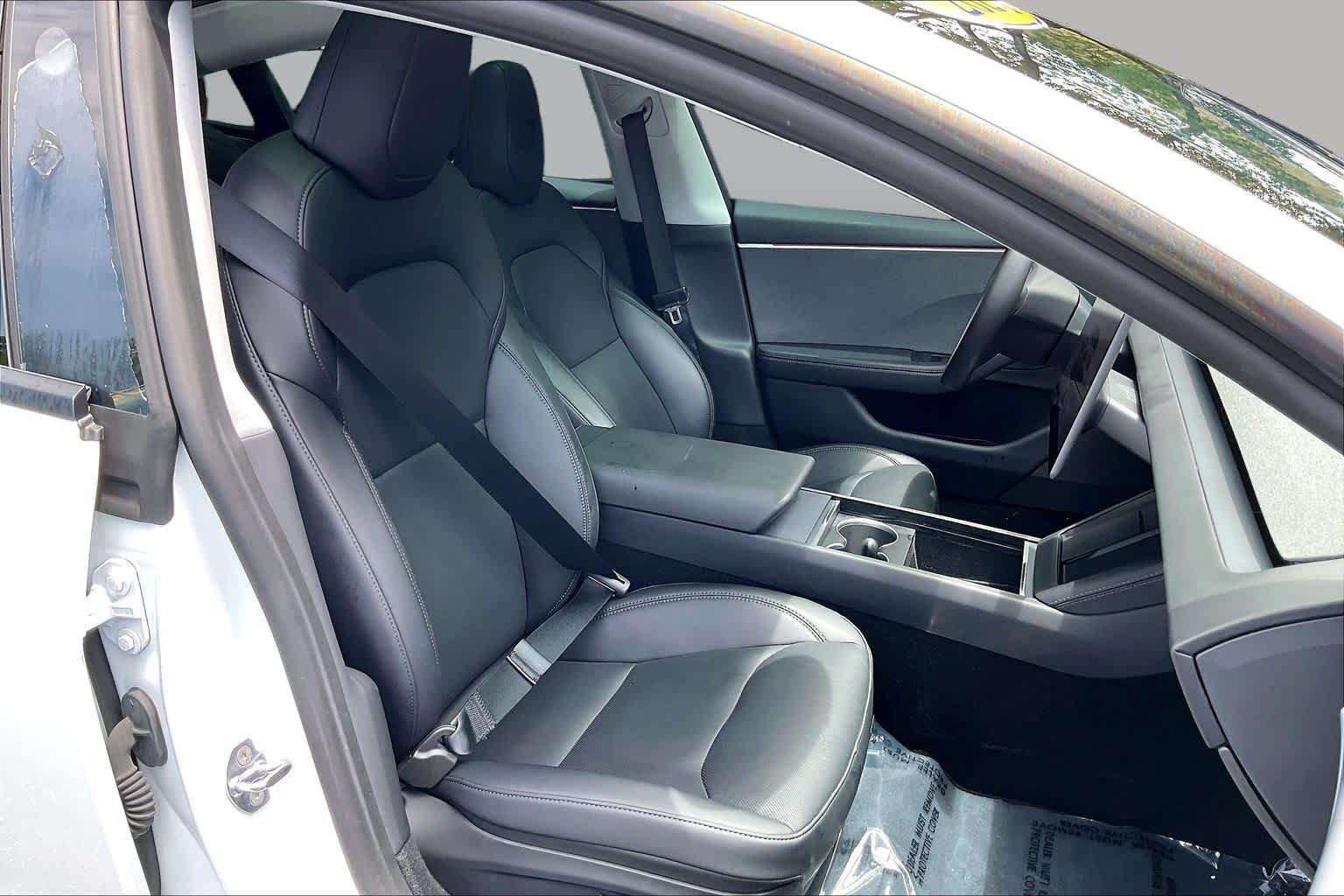 Pre-Owned 2025 Tesla Model 3 Long Range