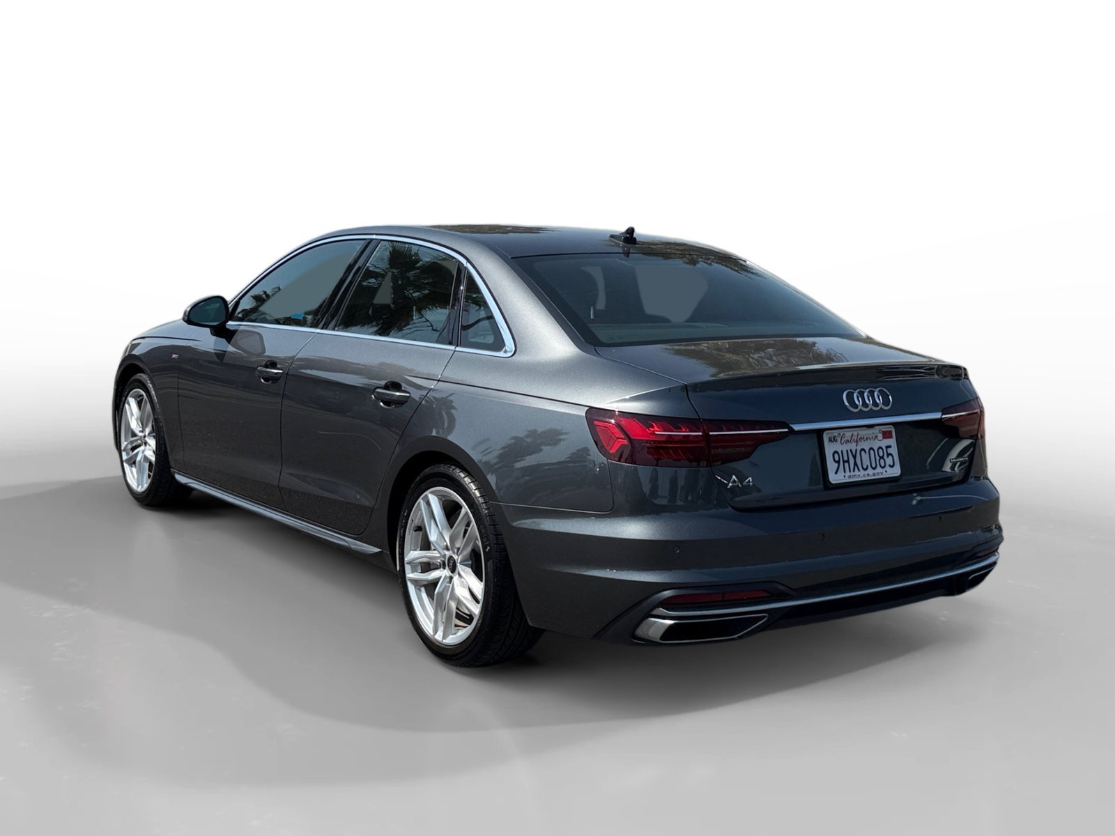Used 2023 Daytona Gray Pearl Audi 45 S line Premium Plus image 3