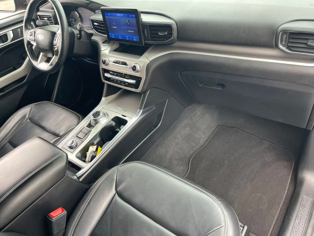 Certified Used 2022 Carbonized Gray Ford XLT image 33