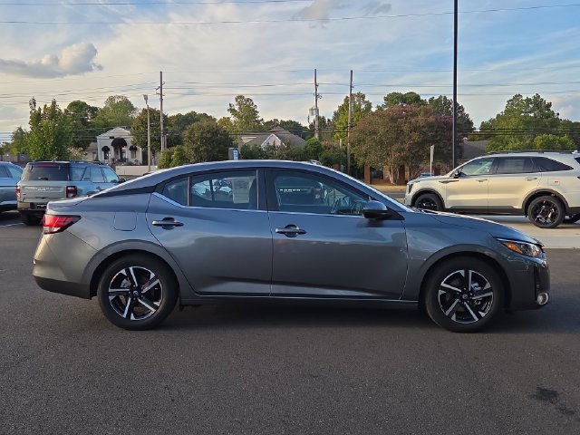 Used 2024 Gray Nissan SV image 6