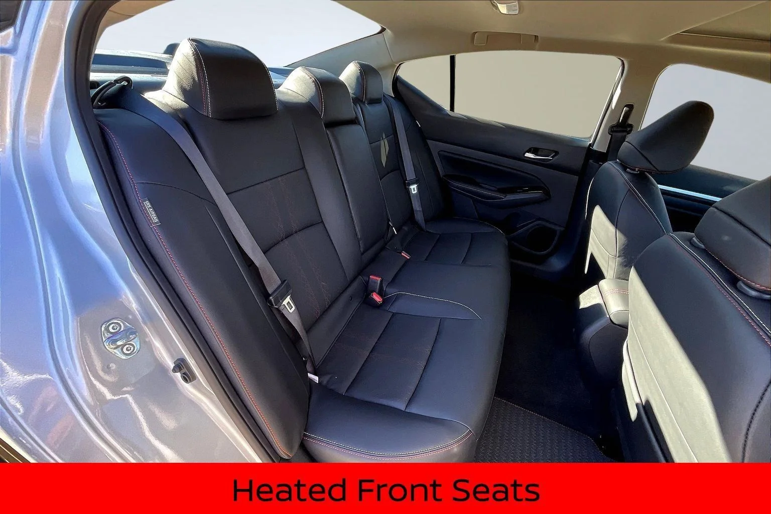 2025 Nissan Altima SR - Photo 13