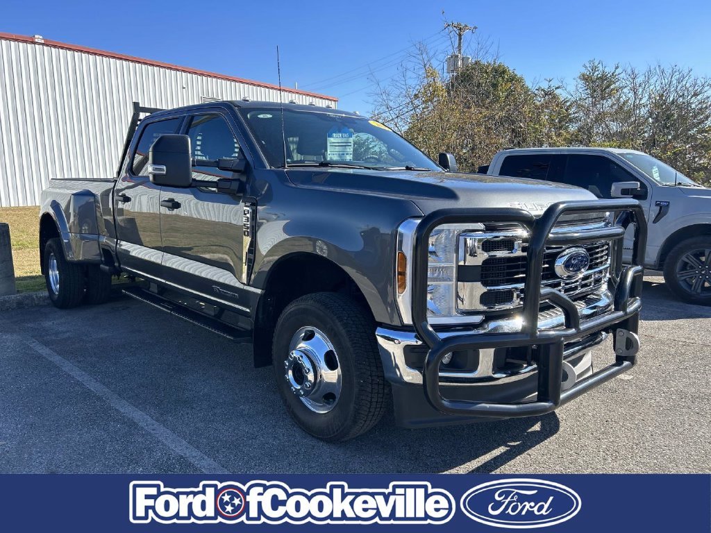 Used 2026 Gray Metallic Ford XLT image 2
