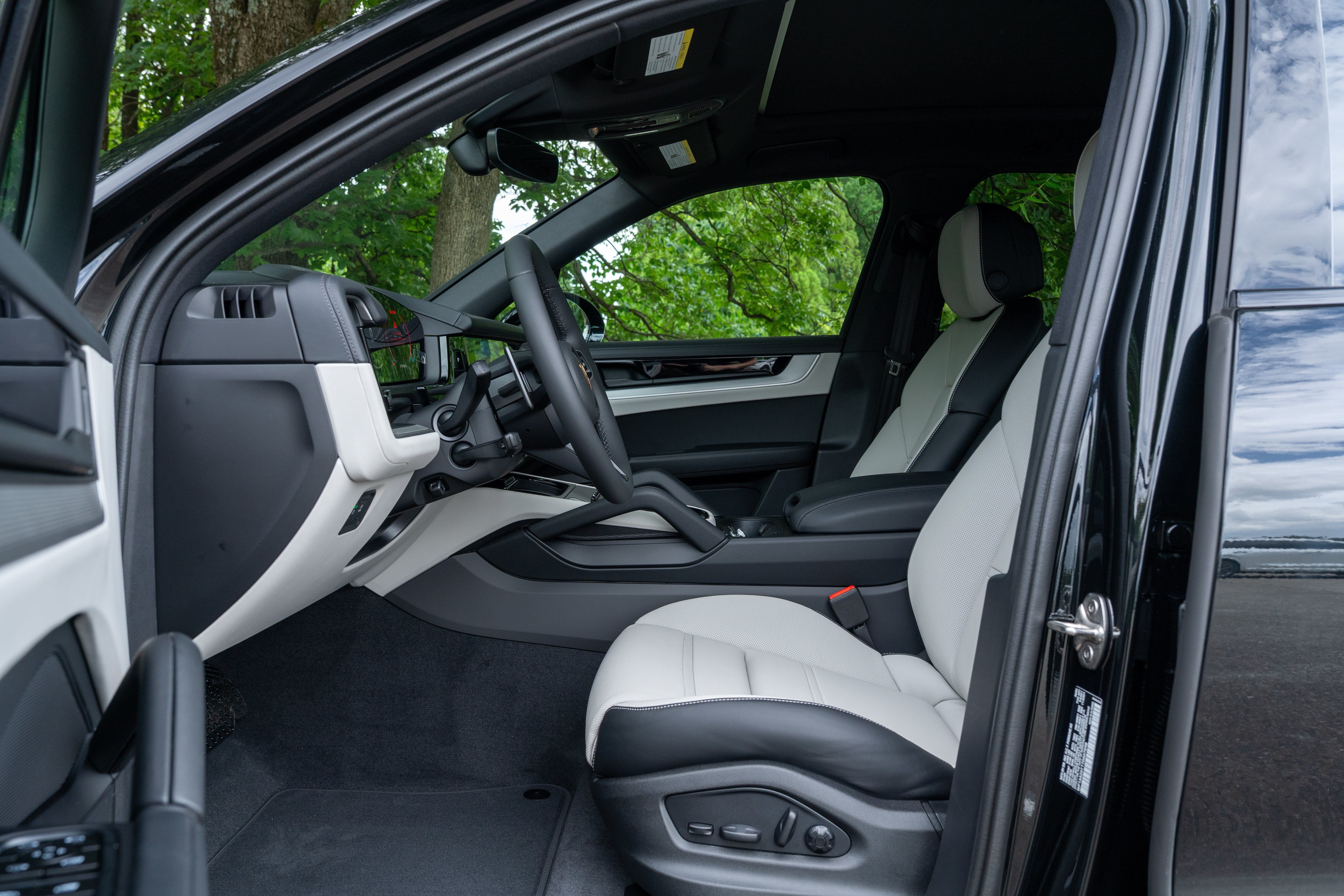 New 2026 Chromite Black Metallic Porsche Base image 24