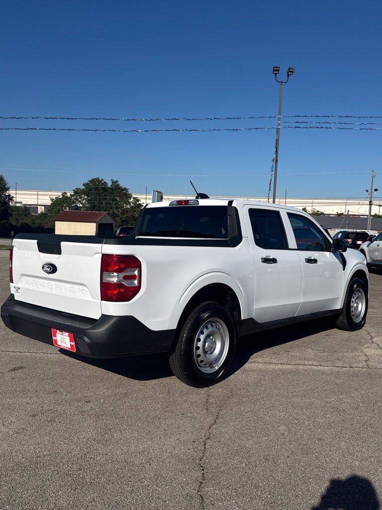 New 2026 Oxford White Ford XL image 5