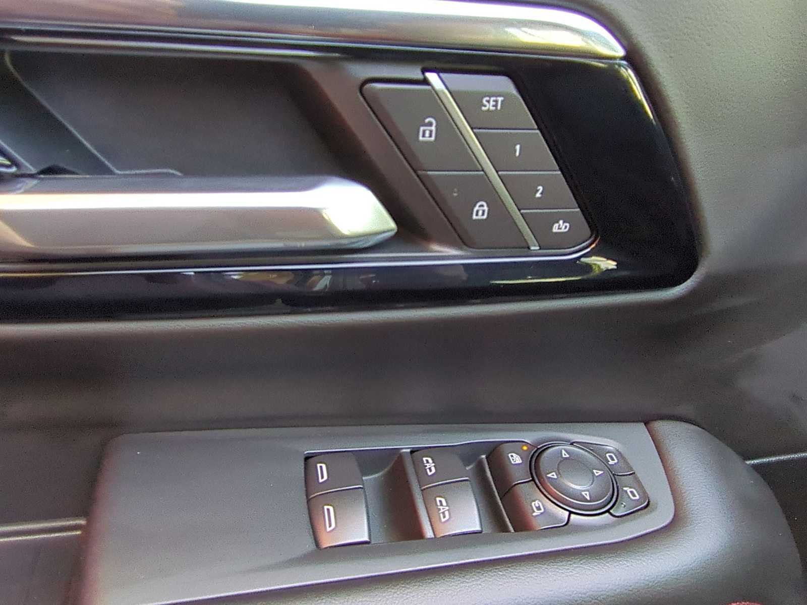 2026 Chevrolet Suburban RST - Photo 11
