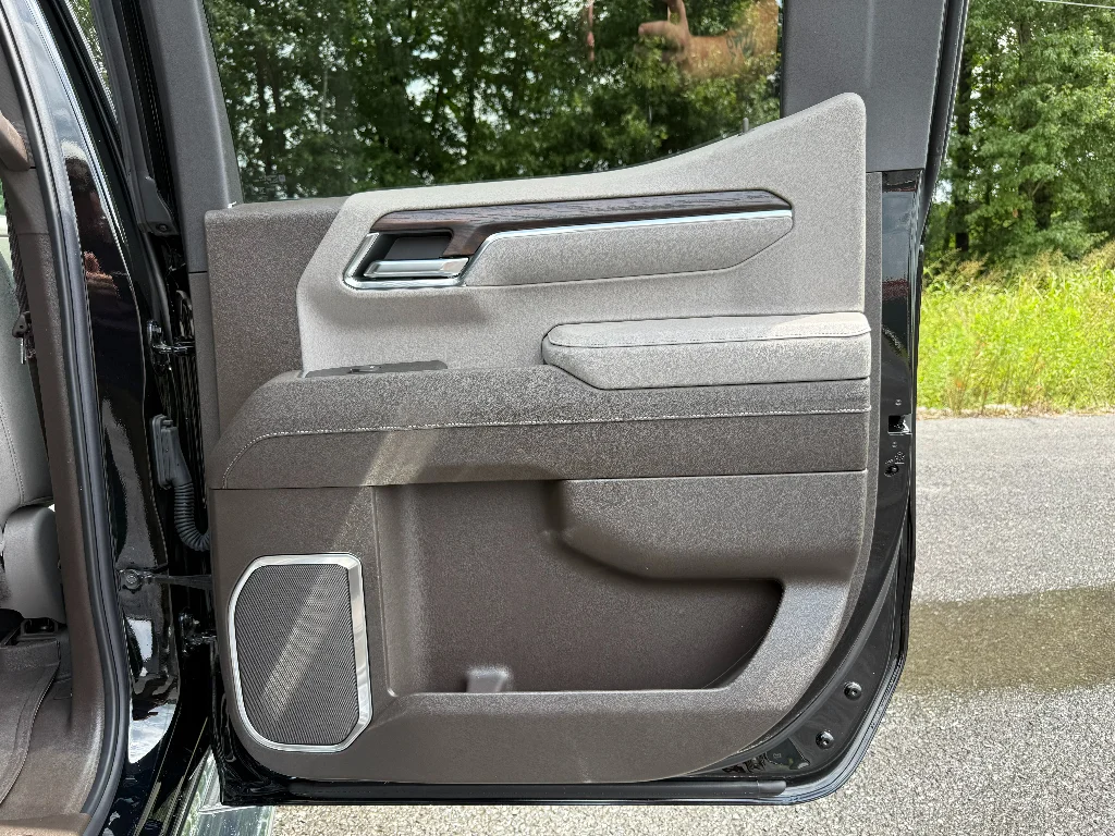 2026 GMC Sierra 1500 SLT - Photo 28