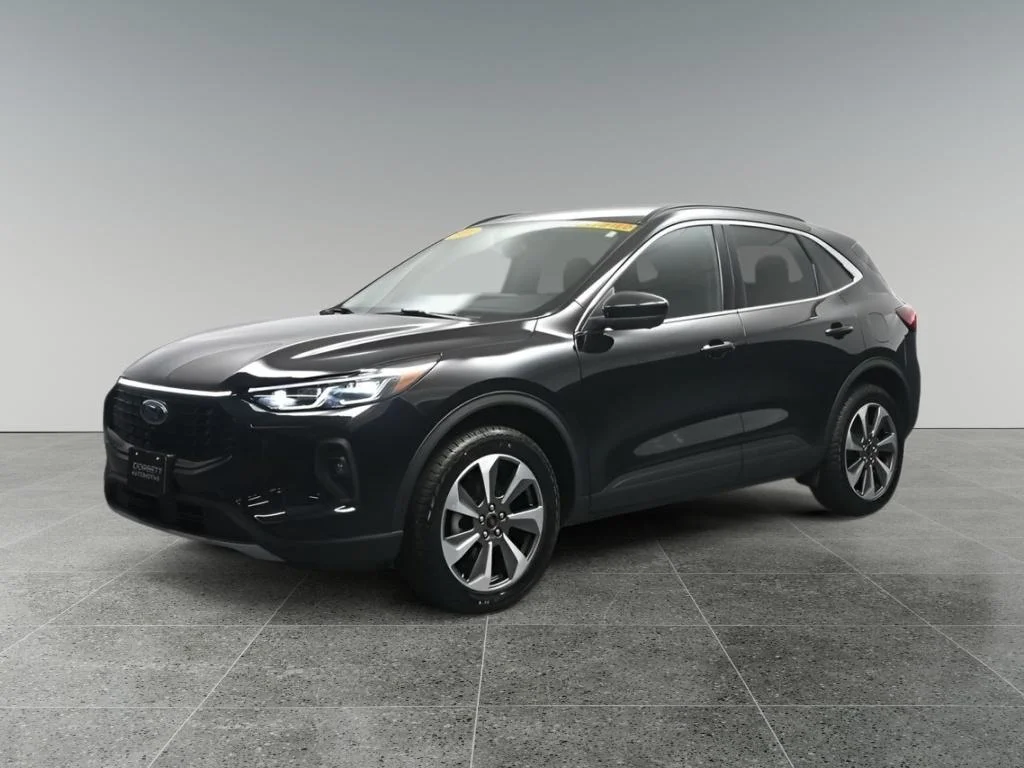 Used 2024 Agate Black Metallic Ford Platinum image 1