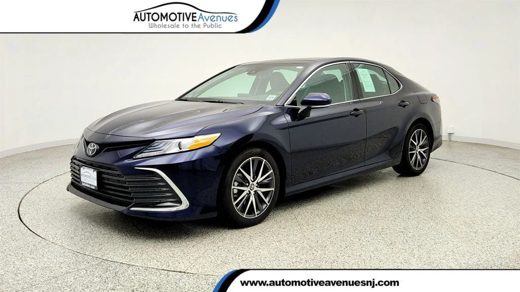 Used 2022 Blueprint Toyota XLE Automatic AWD w/ Nav Upgrade & Panoramic Glass Roof image 1