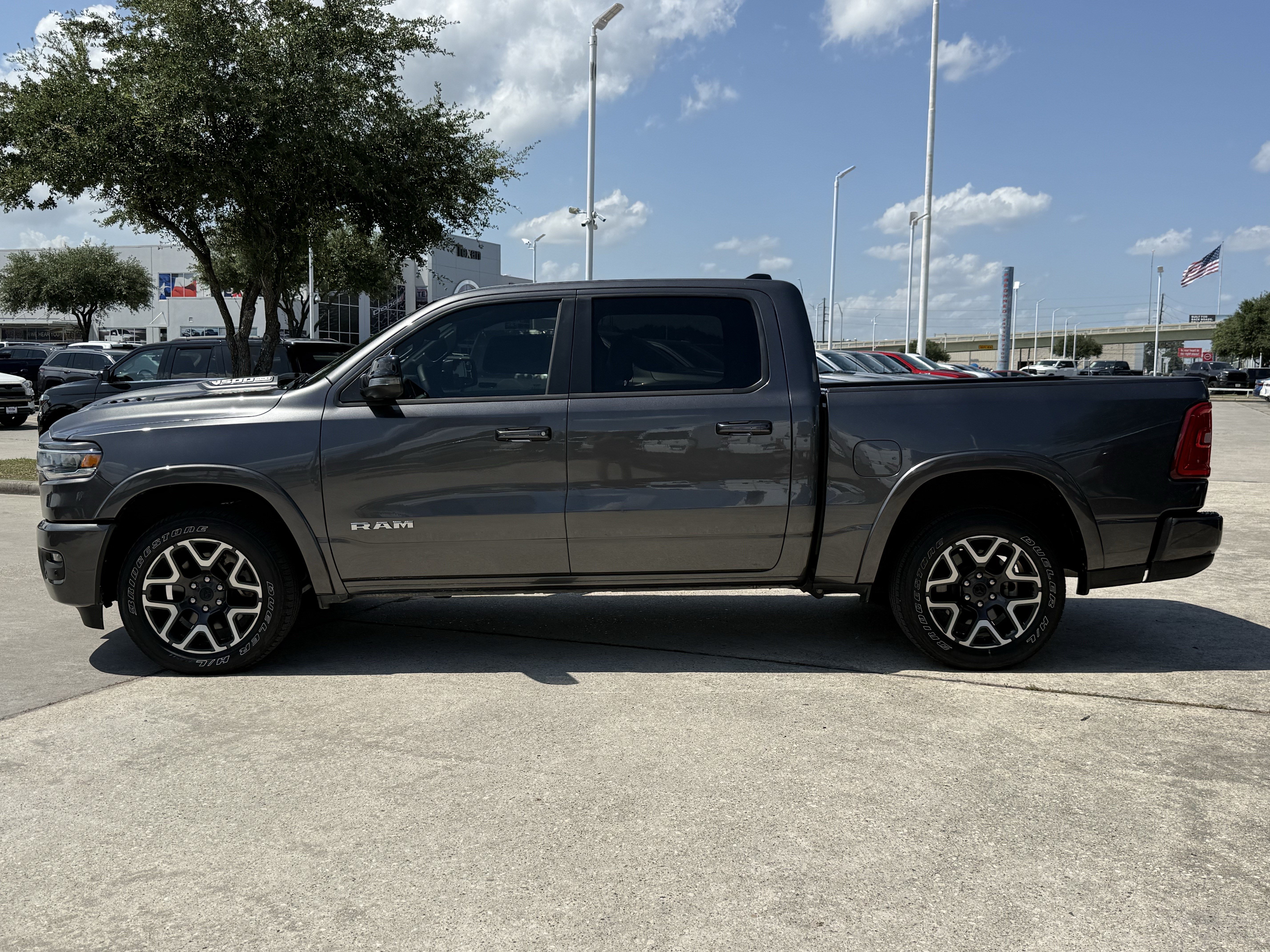 Used 2025 Granite Crystal Metallic Clearcoat Ram  image 7