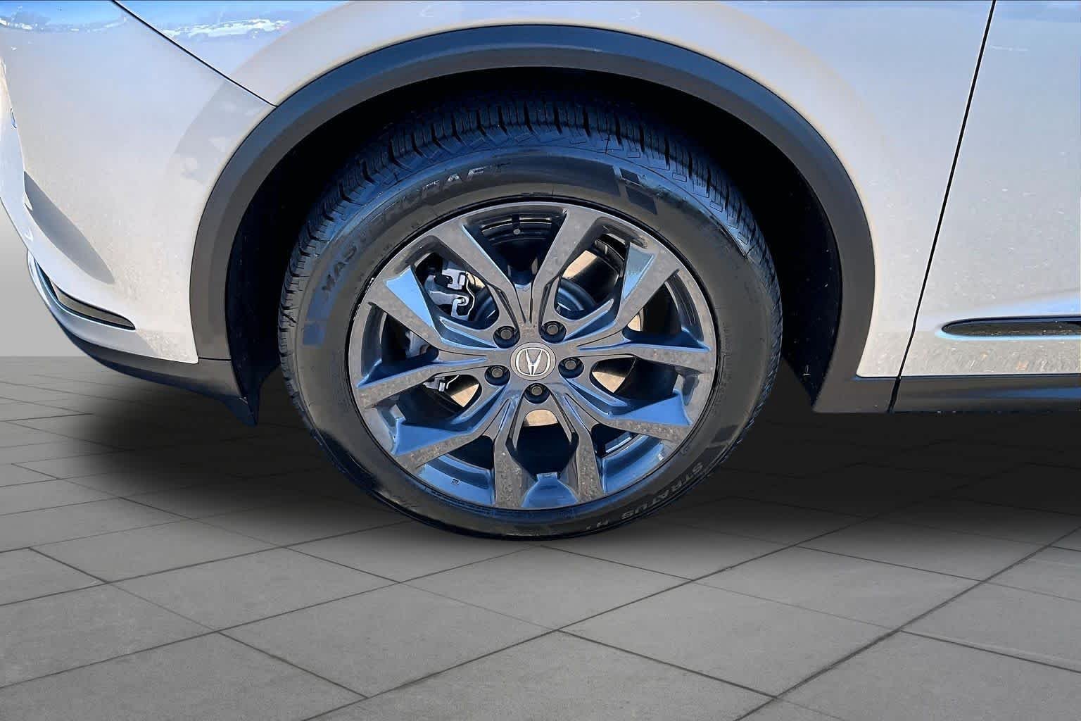 Used 2023 Lunar Silver Metallic Acura w/A-Spec Package image 10