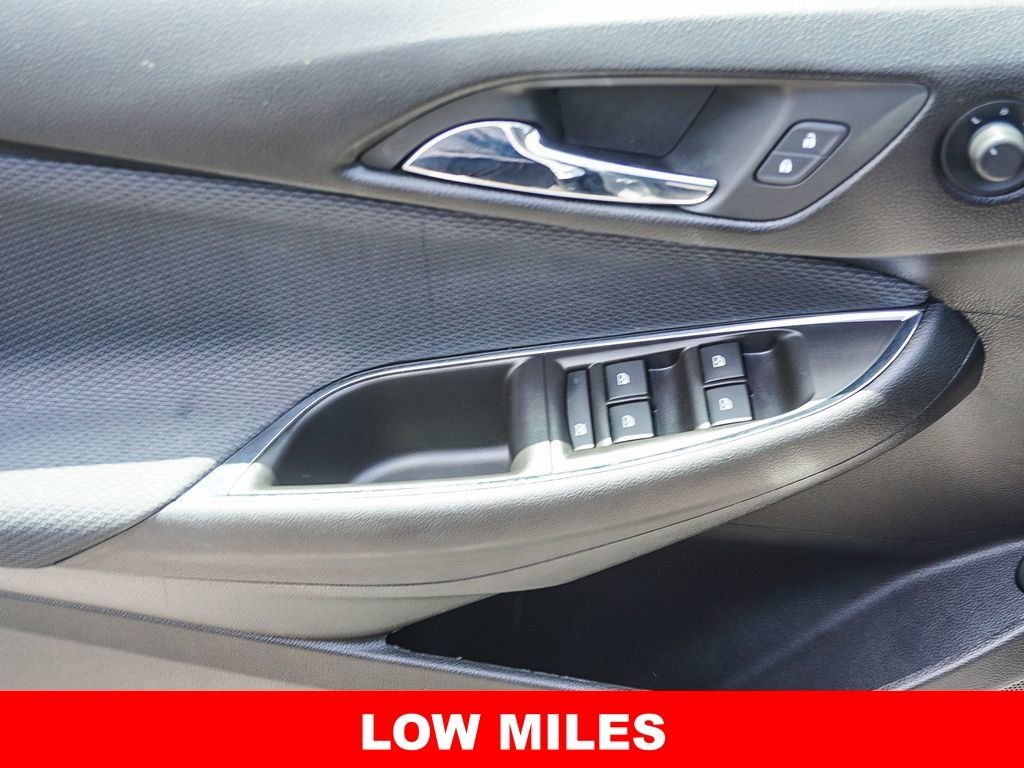 Used 2018 Gray Chevrolet LT image 17