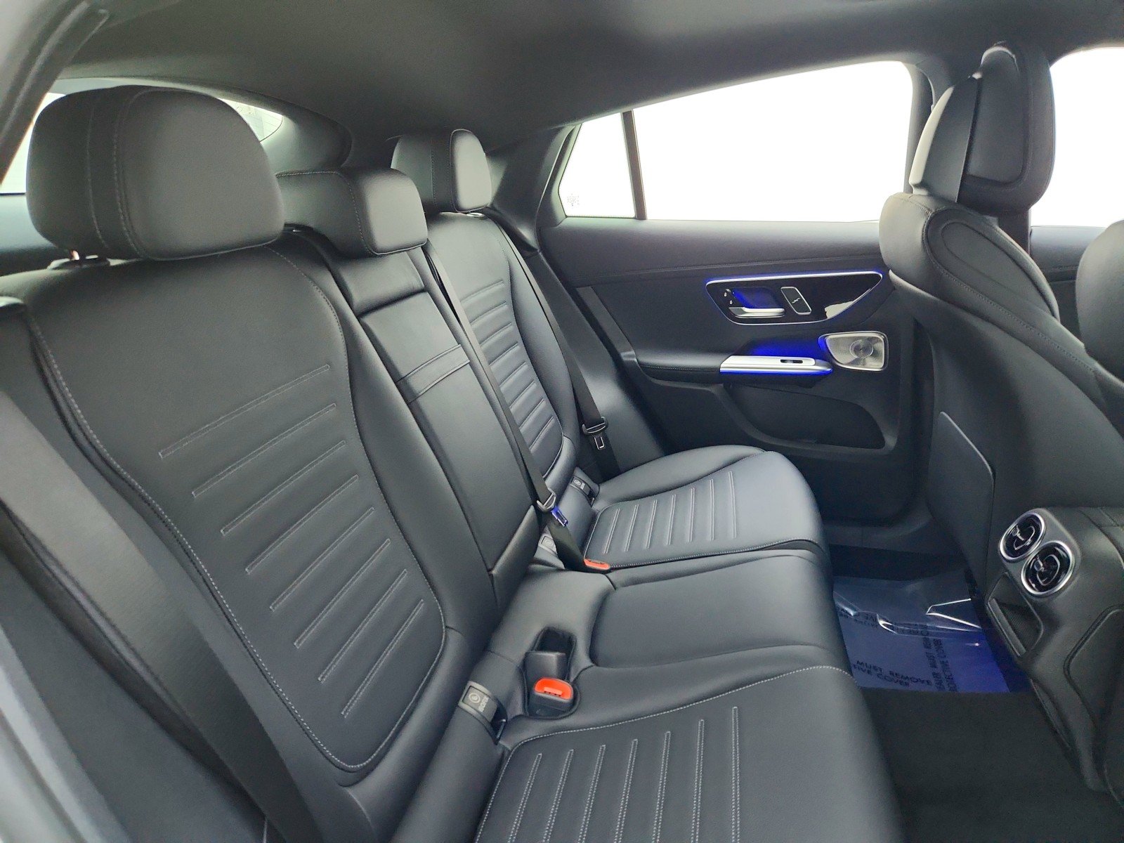 New 2026 MANUFAKTUR Alpine Grey Mercedes-Benz AMG® GLC 43 4MATIC Coupe image 21