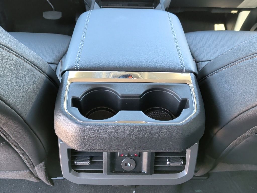 New 2026 Agate Black Metallic Ford F-250® Lariat® image 43