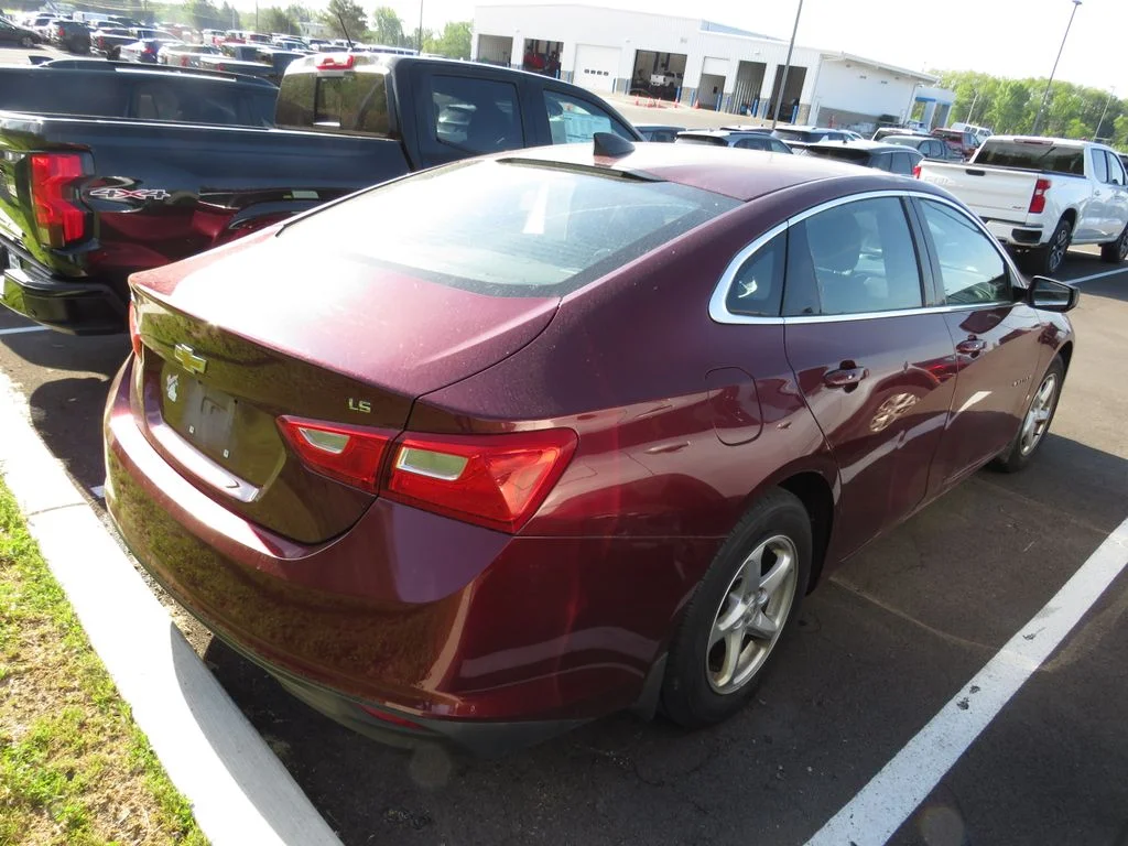 Used 2016 Red Chevrolet LS image 15