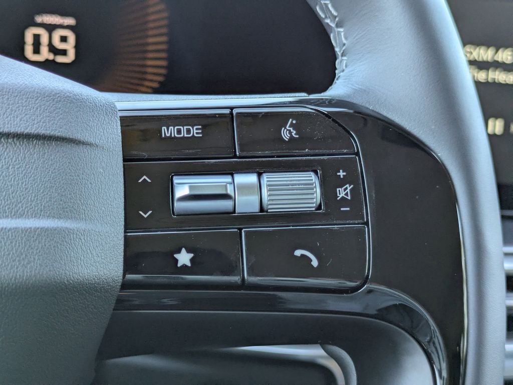 New 2026 Ivory Silver Kia LX image 26