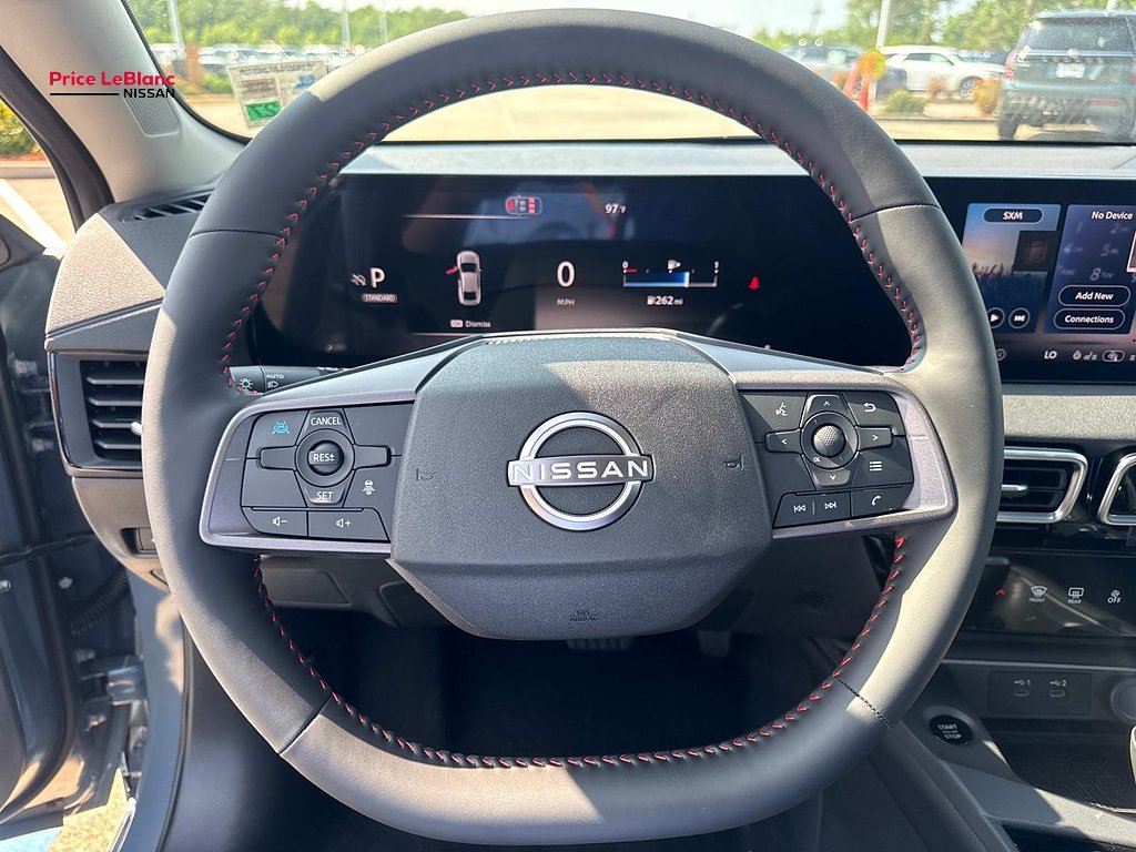 New 2026 Atlantic Gray Metallic / Super Black Two-tone Nissan SR image 15