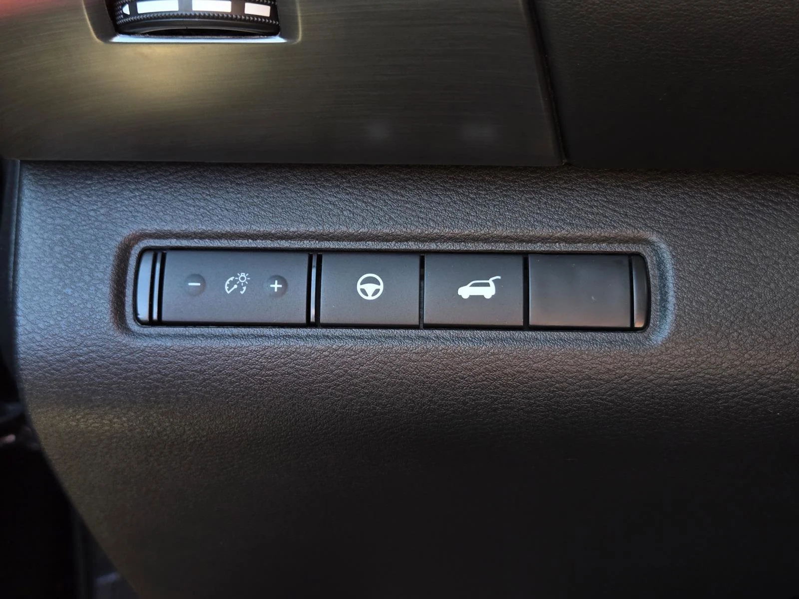 2025 Nissan Pathfinder SL - Photo 31