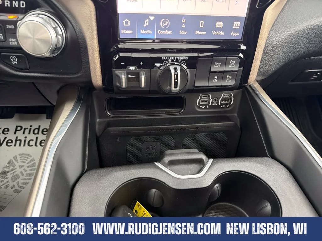 Used 2022 Black Ram Laramie image 17